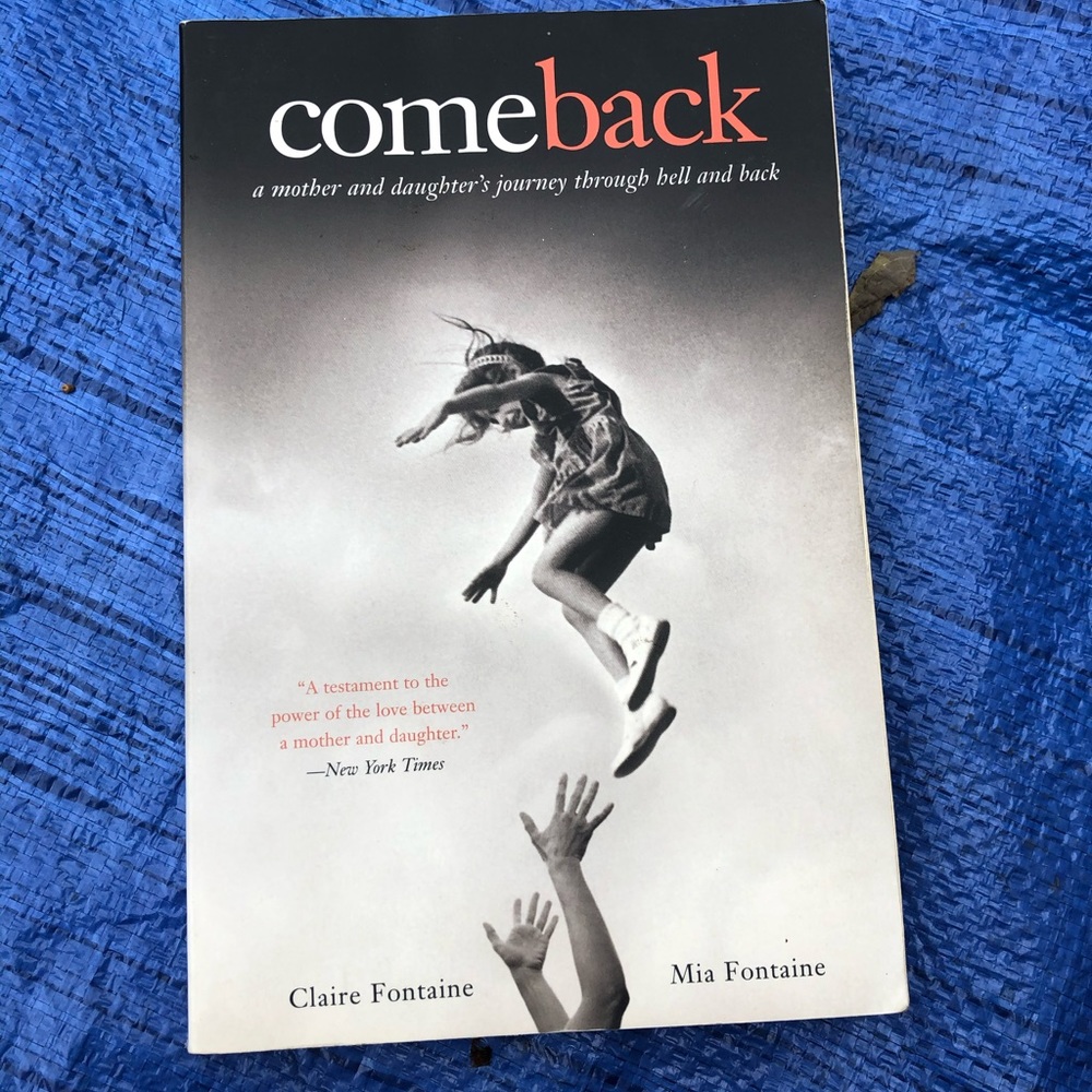 Books - Picture 9 of 16